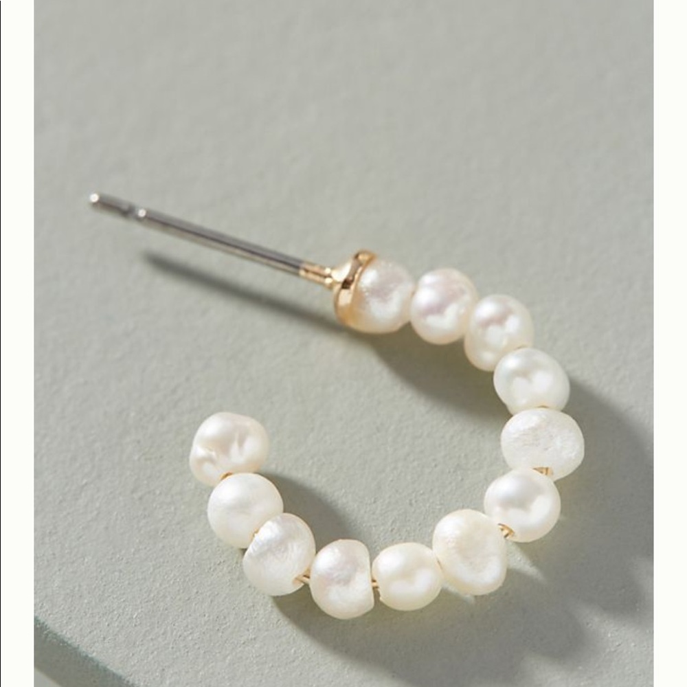 Anthropologie pearled hugger hoop earring - Picture 2 of 7